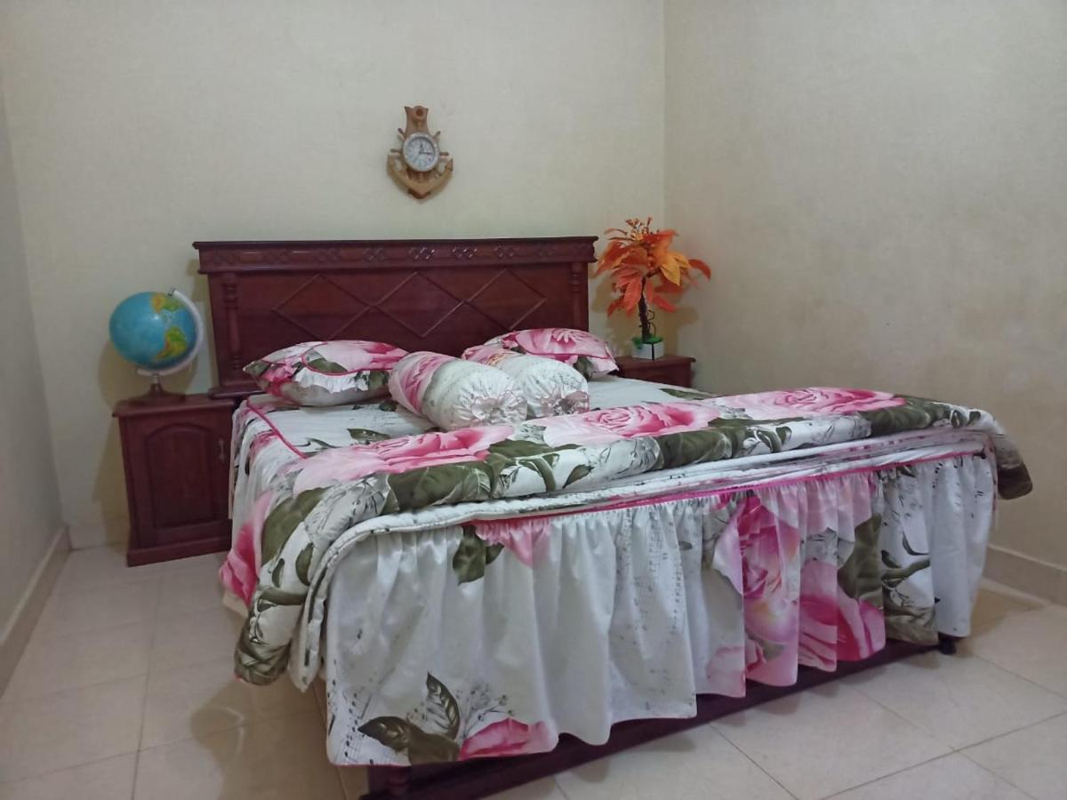Painan Fermana Homestay מראה חיצוני תמונה